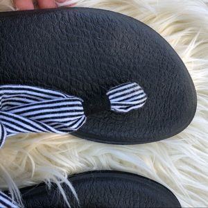 Sanuk Shoes - Sanuk Sandals Sanuk Shoes - Sanuk Sandals